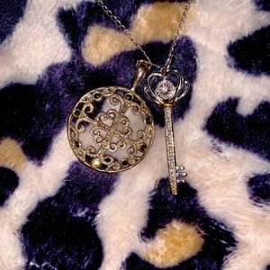 Key and circle necklace